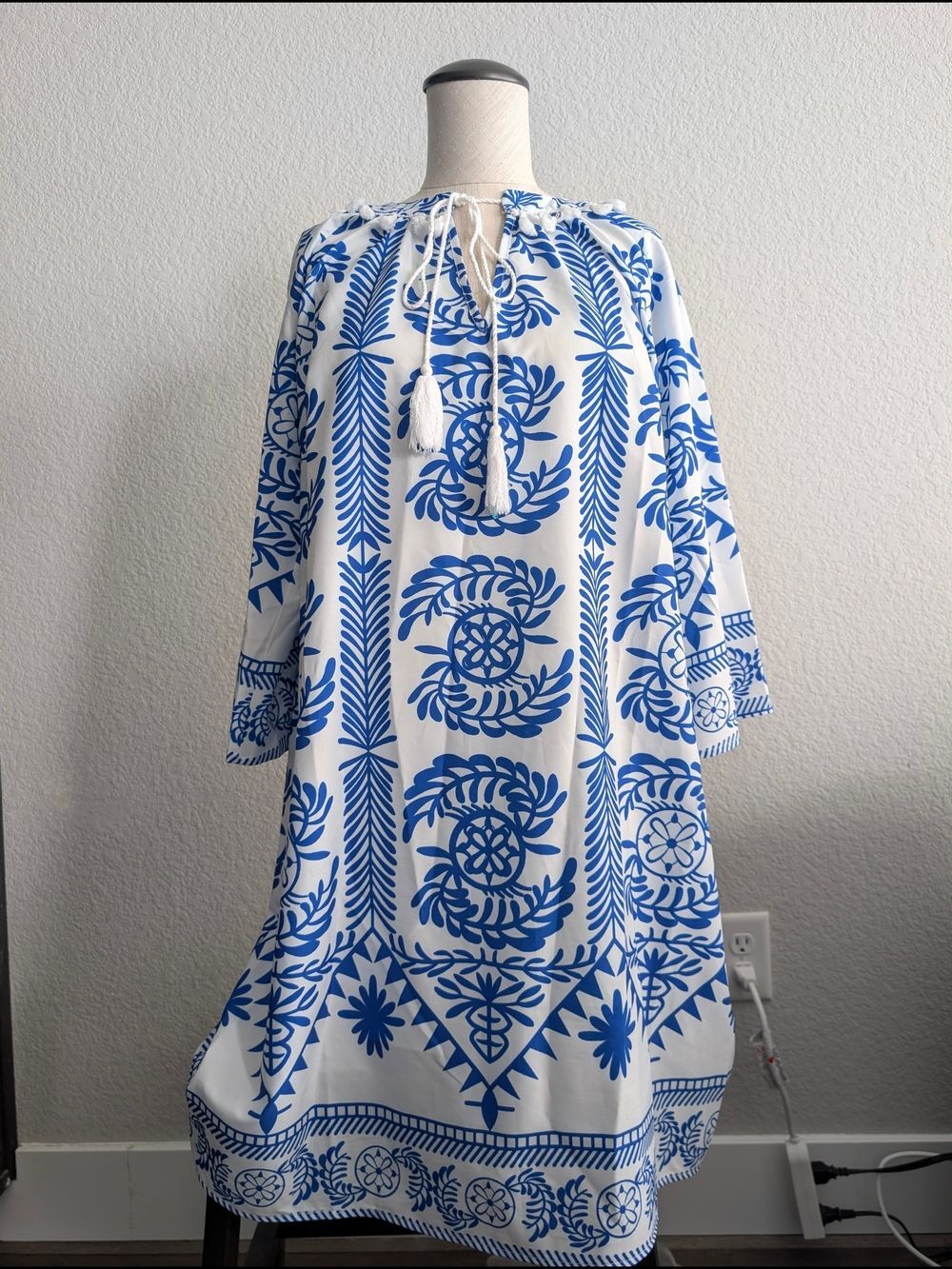 Sheilay White and Blue Tassel Tie Long Sleeve Dress Sz M